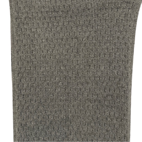 NWOT | Echo New York | Grey Patterned Knit Scarf - Picture 9 of 16